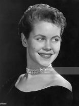 Elizabeth Montgomery photo
