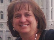 Elizabeth Moynihan