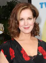 Elizabeth Perkins