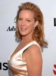 Elizabeth Perkins