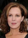 Elizabeth Perkins