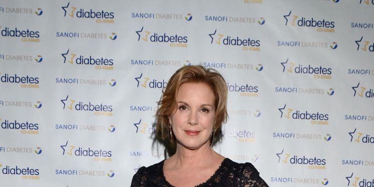 Elizabeth Perkins