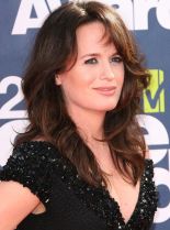 Elizabeth Reaser photo