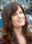 Elizabeth Reaser