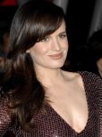 Elizabeth Reaser