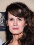 Elizabeth Reaser