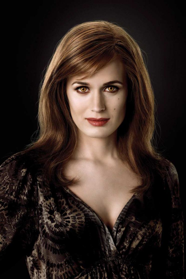 Elizabeth Reaser