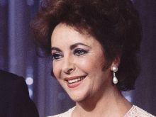 Elizabeth Taylor #43298 picture (Landscape Medium)