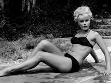 Elke Sommer
