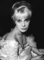 Elke Sommer