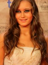 Ella Purnell photo