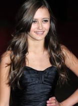 Ella Purnell photo