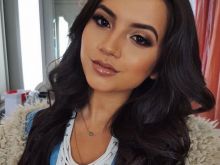 Elle Downs