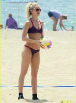 Elle Evans #665867 picture (Portrait Medium)