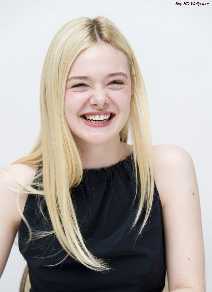 Elle Fanning