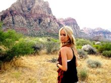 Elle McLemore