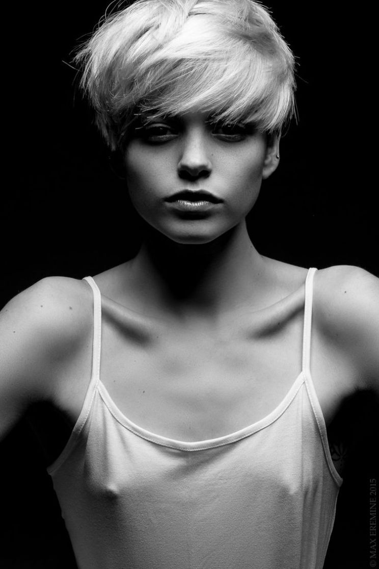 Elle Roberts