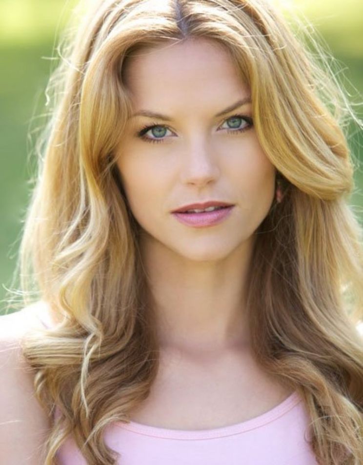 Ellen Hollman