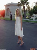 Ellen Muth photo