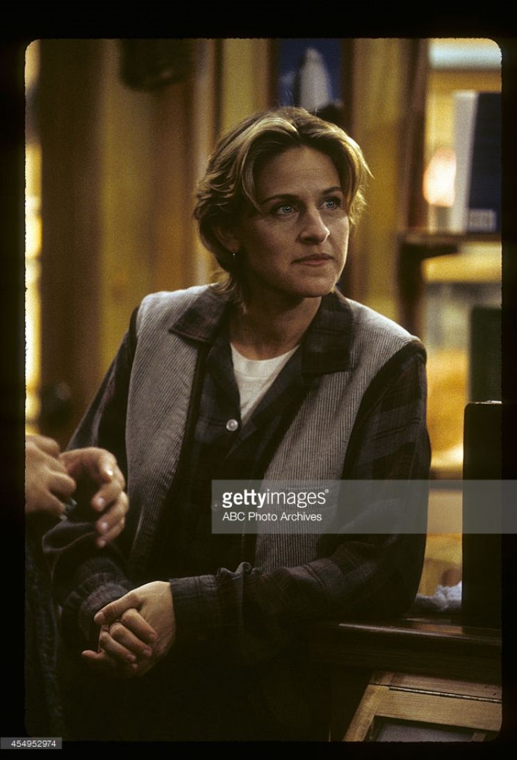 Ellen Saint
