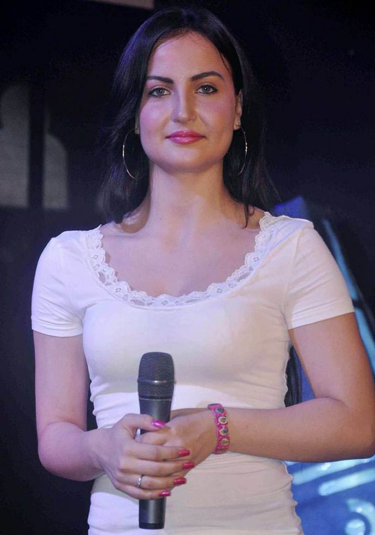 Elli Avram