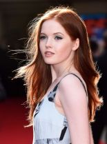 Ellie Bamber photo