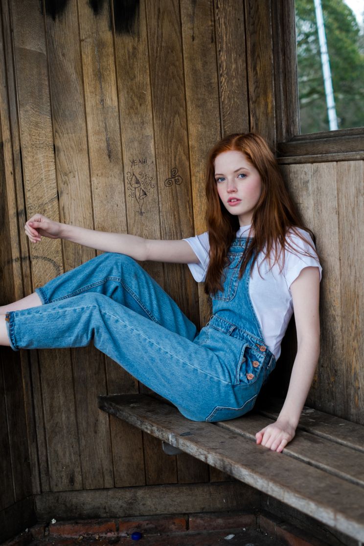 Ellie Bamber