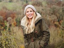 Ellie Harrison photo