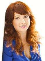 Ellie Kemper photo