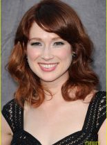 Ellie Kemper photo