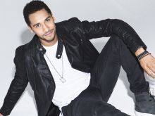 Elliot Knight