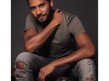 Elliot Knight