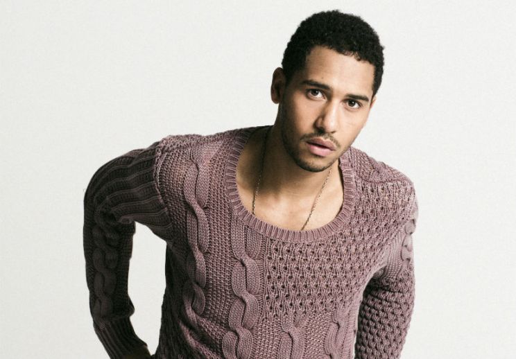 Elliot Knight