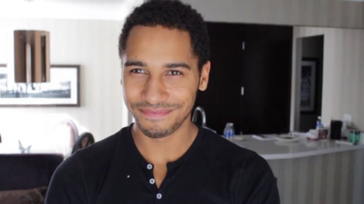 Elliot Knight