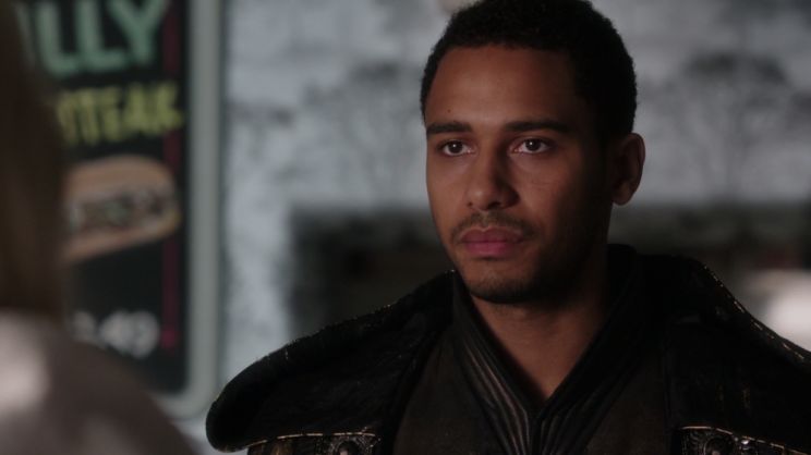 Elliot Knight