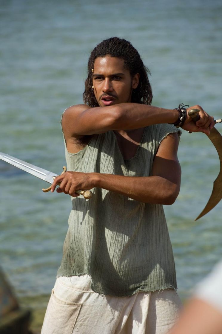 Elliot Knight