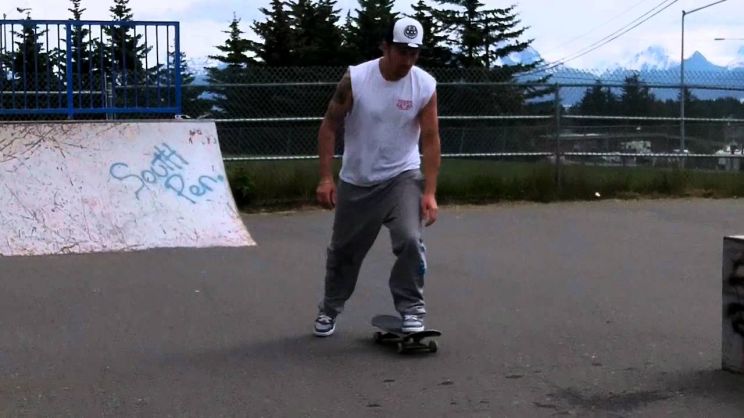 Elliot Neese