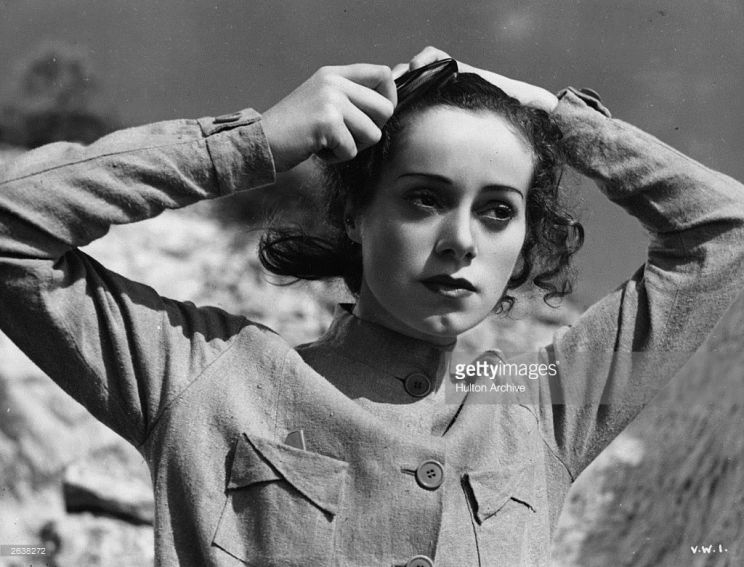 Elsa Lanchester