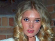 Elsa Raven photo