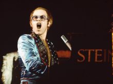 Elton John #498076 picture (Landscape Medium)