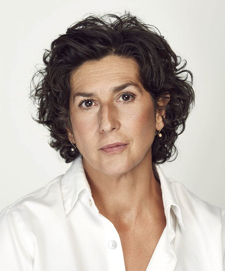Elvira Mínguez