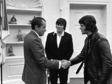 Elvis & Nixon
