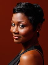 Emayatzy Corinealdi