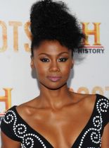 Emayatzy Corinealdi