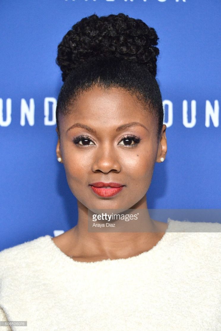 Emayatzy Corinealdi