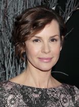 Embeth Davidtz