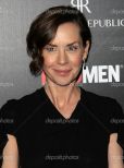 Embeth Davidtz