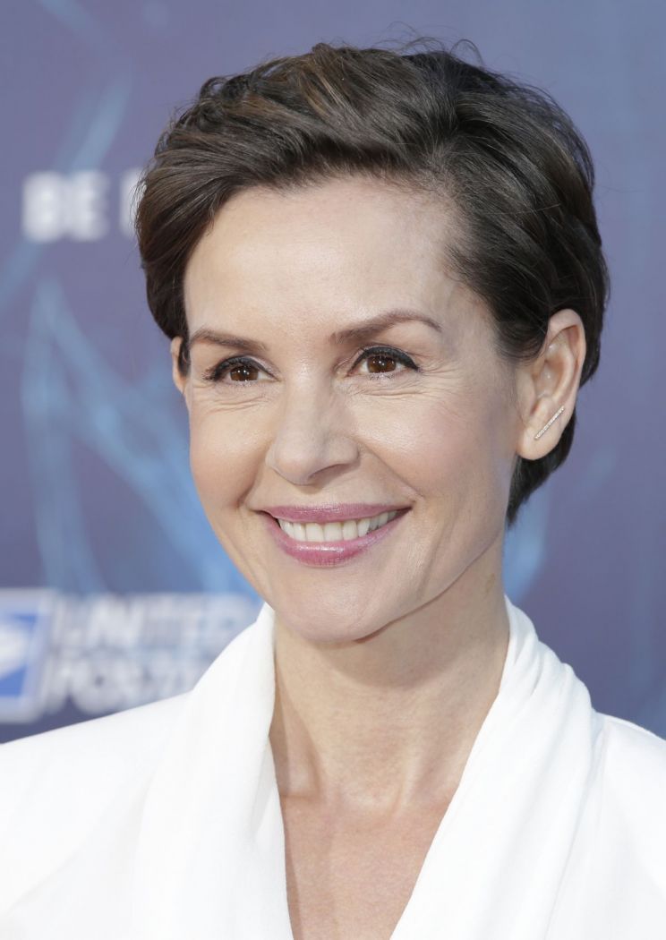 Embeth Davidtz