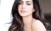 Emeraude Toubia