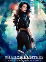 Emeraude Toubia photo